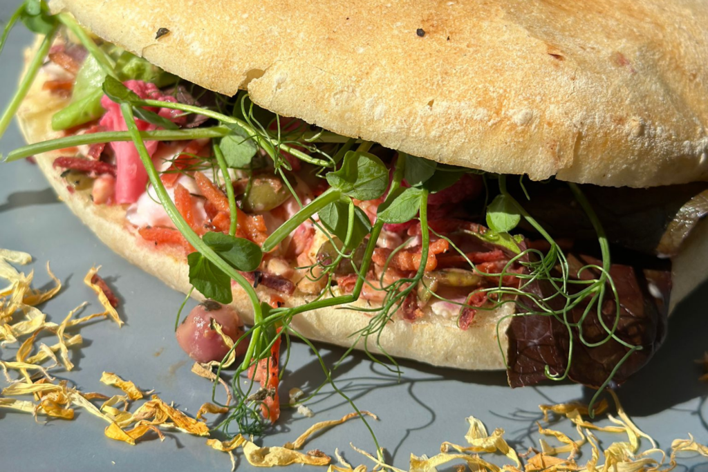 Sandwich végétarien gourmand